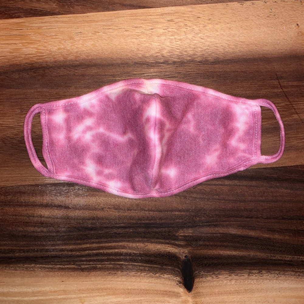 Magenta tie dye mask